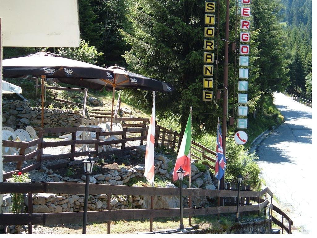 Albergo Pineta Gerola Alta Buitenkant foto
